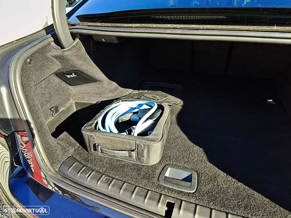 BMW 530 e iPerformance Pack M - 25