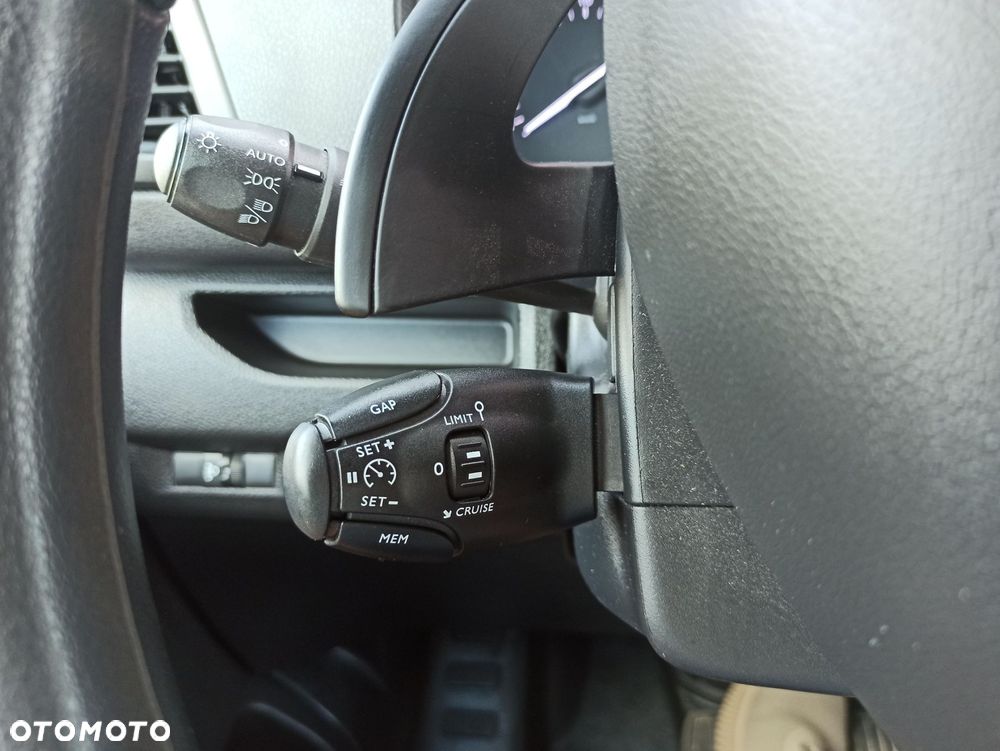 Peugeot EXPERT - 24