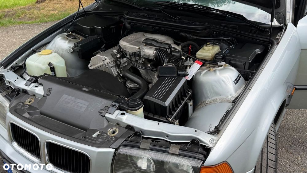 BMW Seria 3 - 25