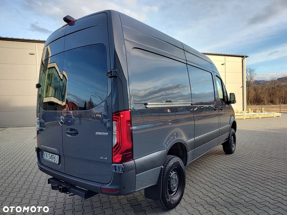 Mercedes-Benz Sprinter 4x4 3.0 V6 - 4