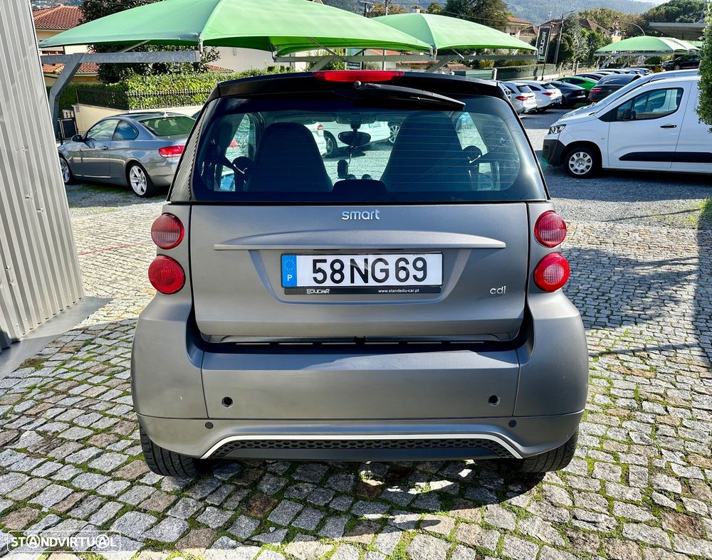 Smart ForTwo Coupé 0.8 cdi Passion 54 Softouch - 6