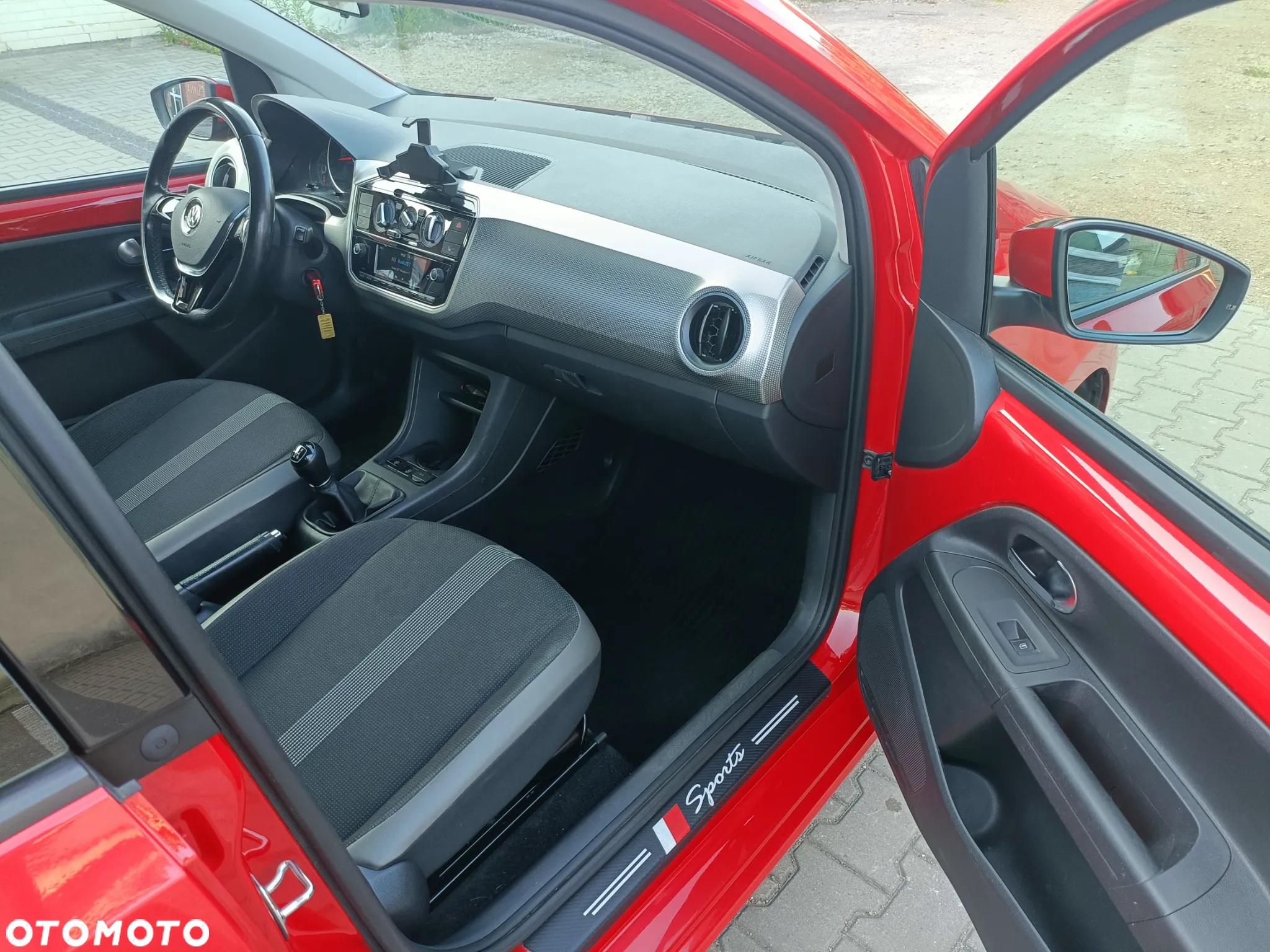 Volkswagen up! 1.0 take - 12