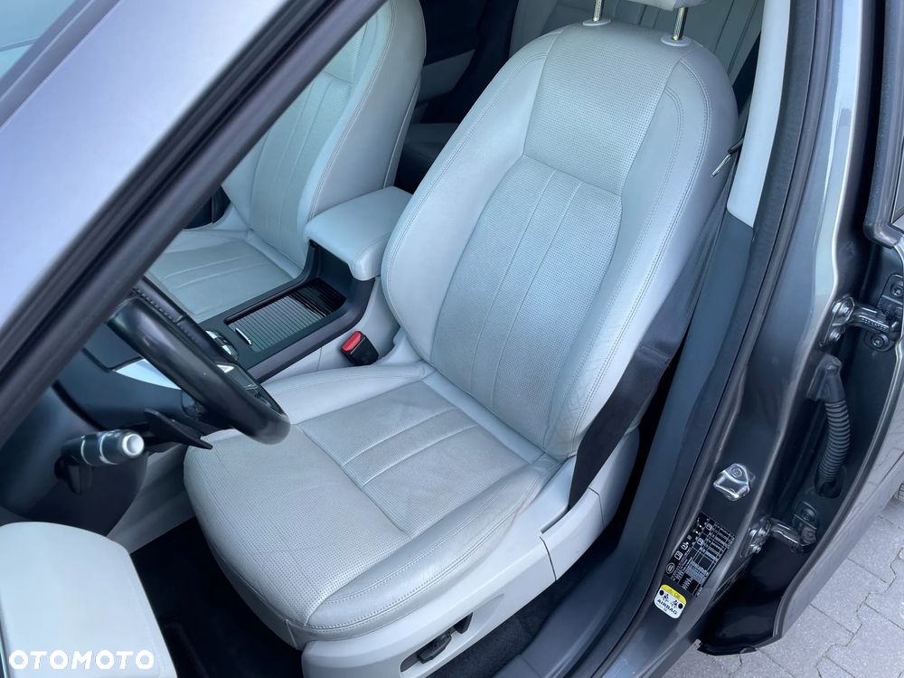 Land Rover Discovery Sport 2.0 D180 HSE - 25