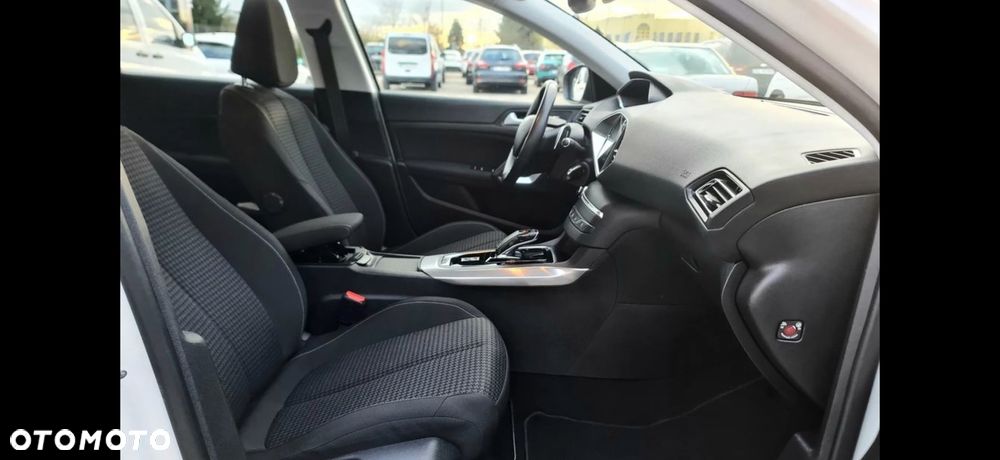 Peugeot 308 BlueHDi FAP 130 EAT8 Stop & Start GT Pack - 30