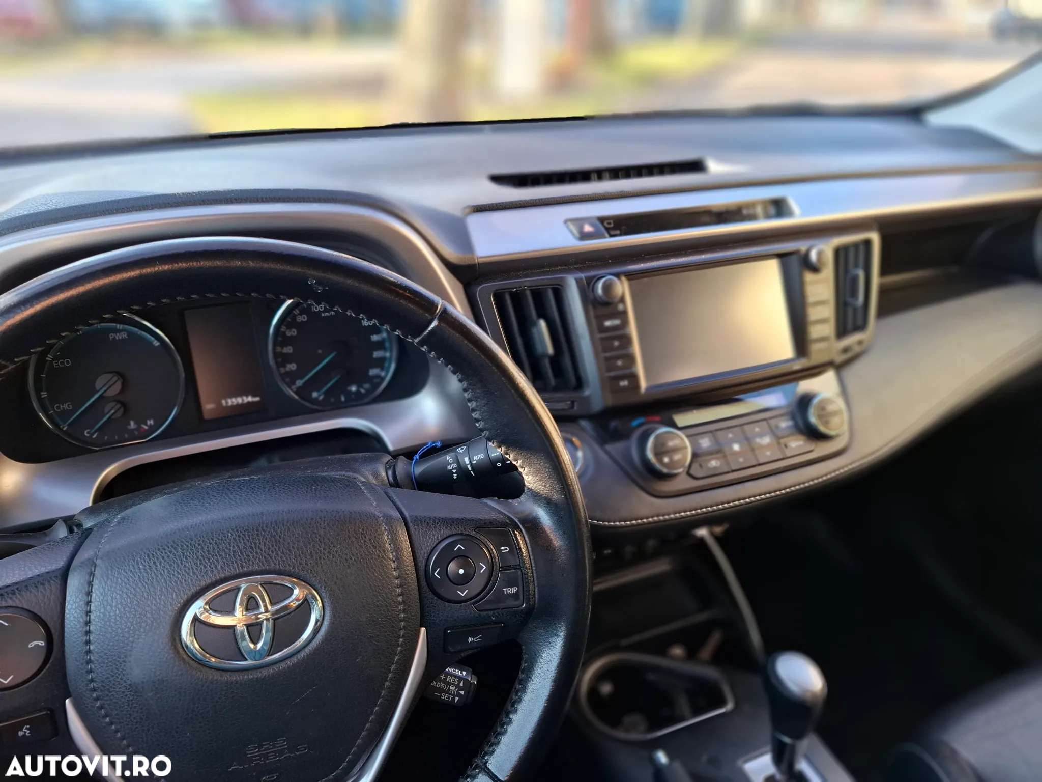 Toyota RAV4 2.5 VVT-i HSD 4x4 Luxury - 11