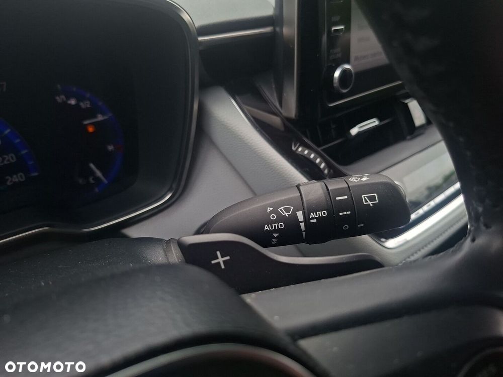 Toyota Corolla 2.0 Hybrid Comfort - 20
