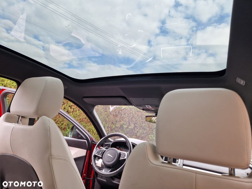 Jaguar E-Pace D180 AWD R-Dynamic SE - 6