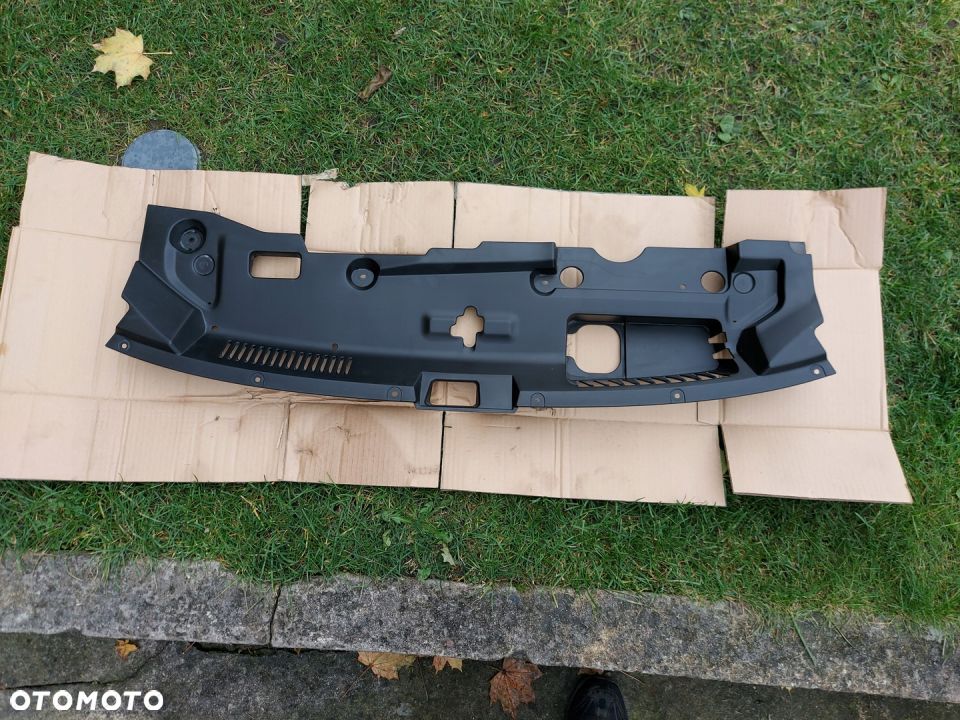 Eclipse Cross 17- Osłona Pasa Przód Górna Oryginał - 1