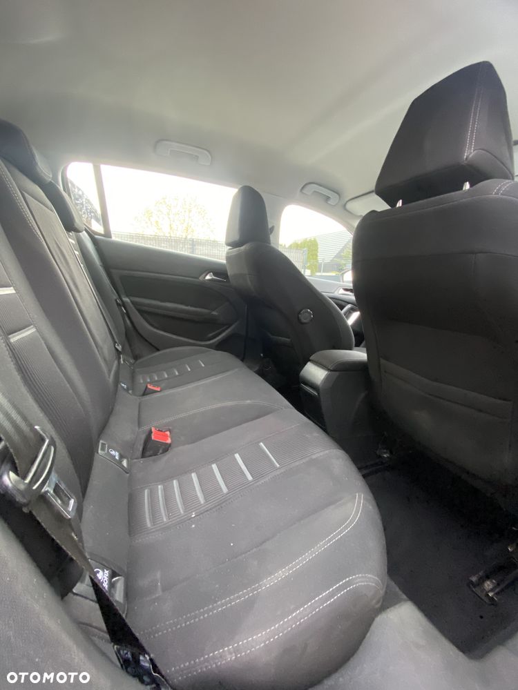 Peugeot 308 - 18