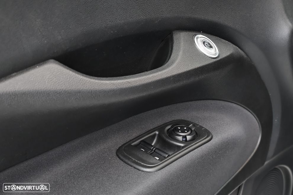 Fiat 500e Action - 24