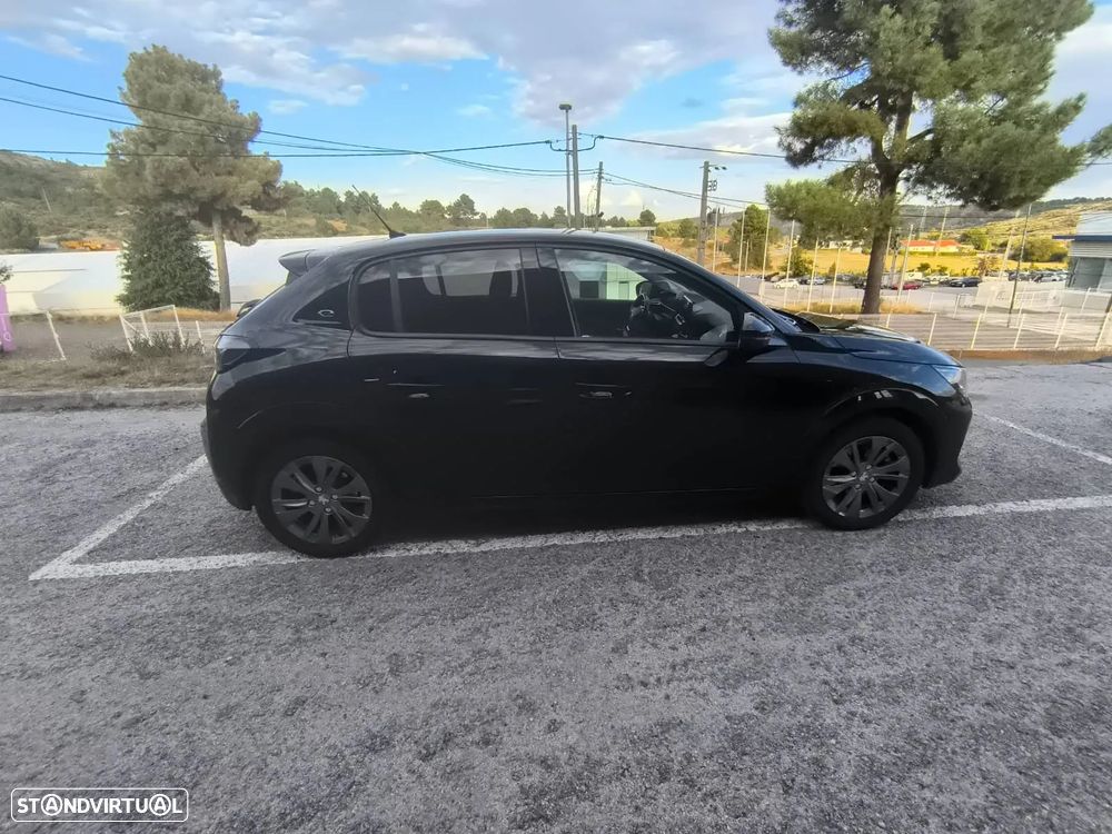 Peugeot e-208 - 9