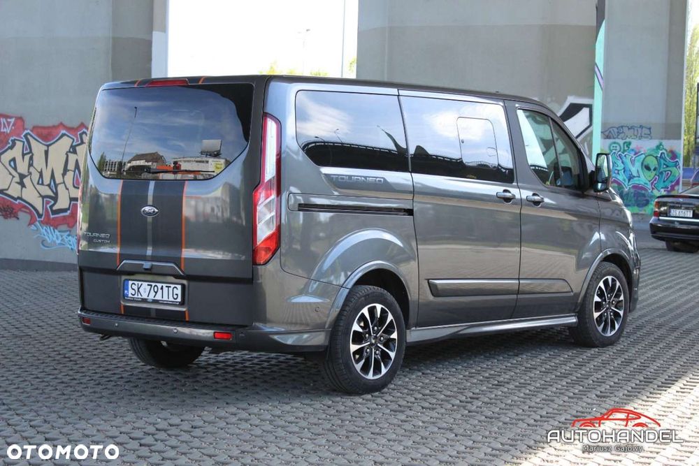 Ford Tourneo Custom - 7