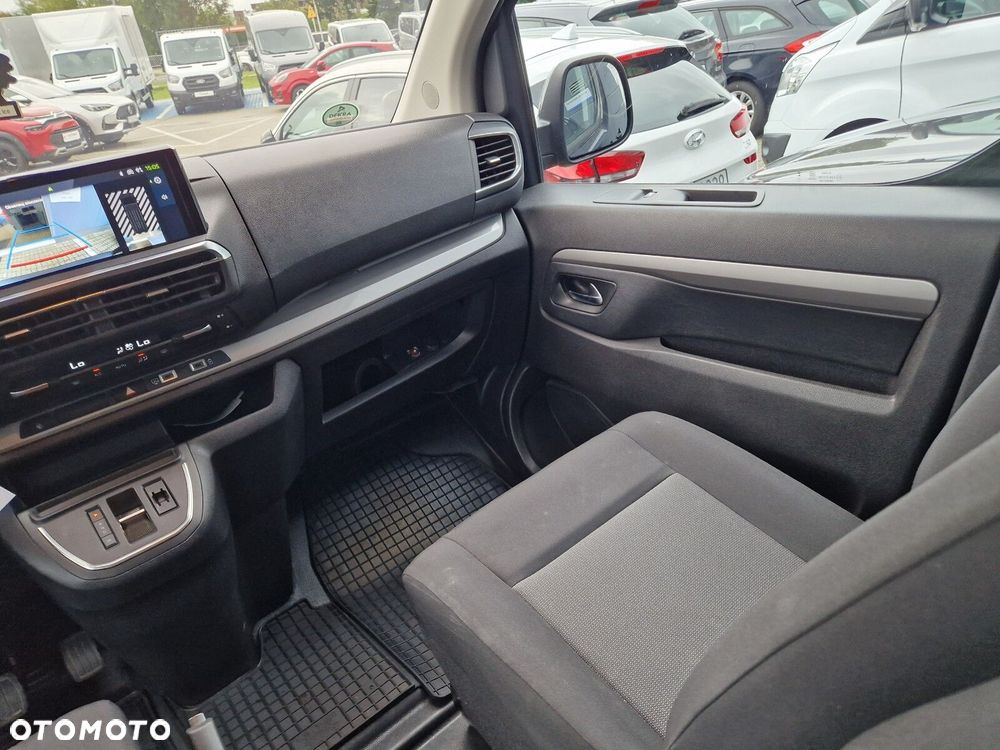 Peugeot Traveller 2.0 BlueHDi Long Business EAT8 - 17