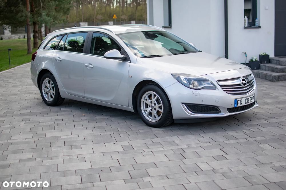 Opel Insignia - 10