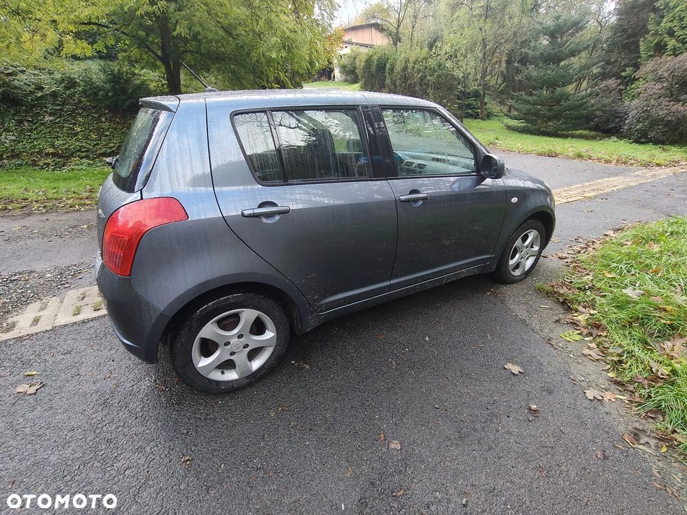 Suzuki Swift 1.3 Comfort - 4