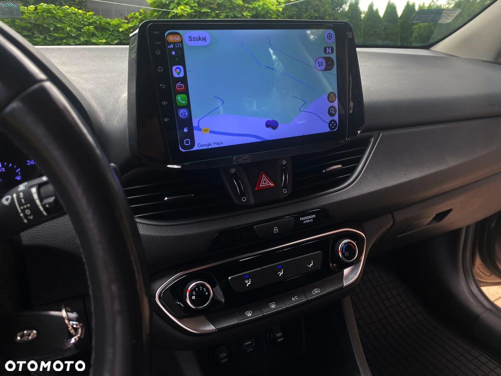 Hyundai i30 - 24