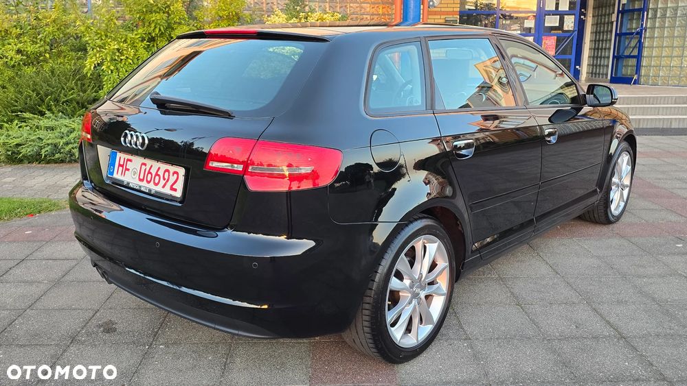 Audi A3 Sportback - 5
