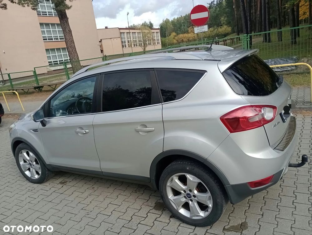 Ford Kuga 2.0 TDCi Titanium - 9