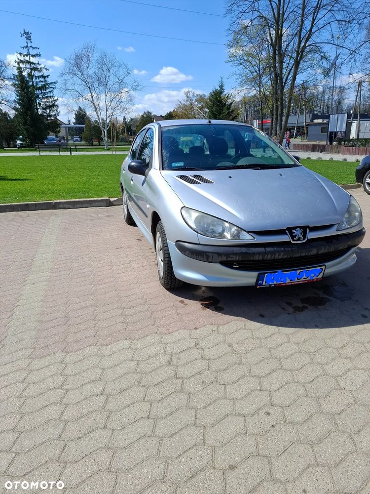 Peugeot 206 1.1 XR Presence - 4