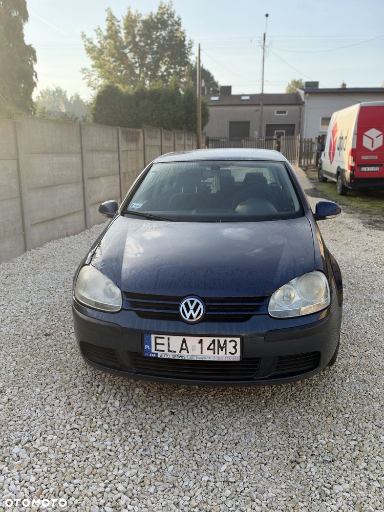 Volkswagen Golf - 2