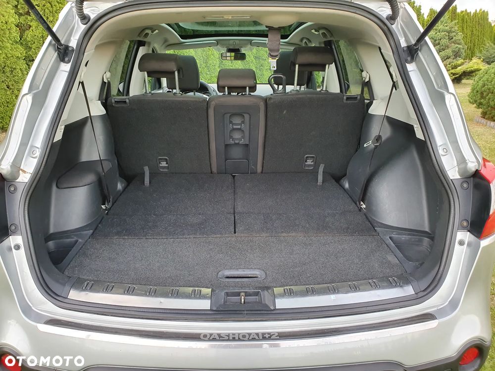 Nissan Qashqai+2 2.0 dCi 4x4 Tekna - 24