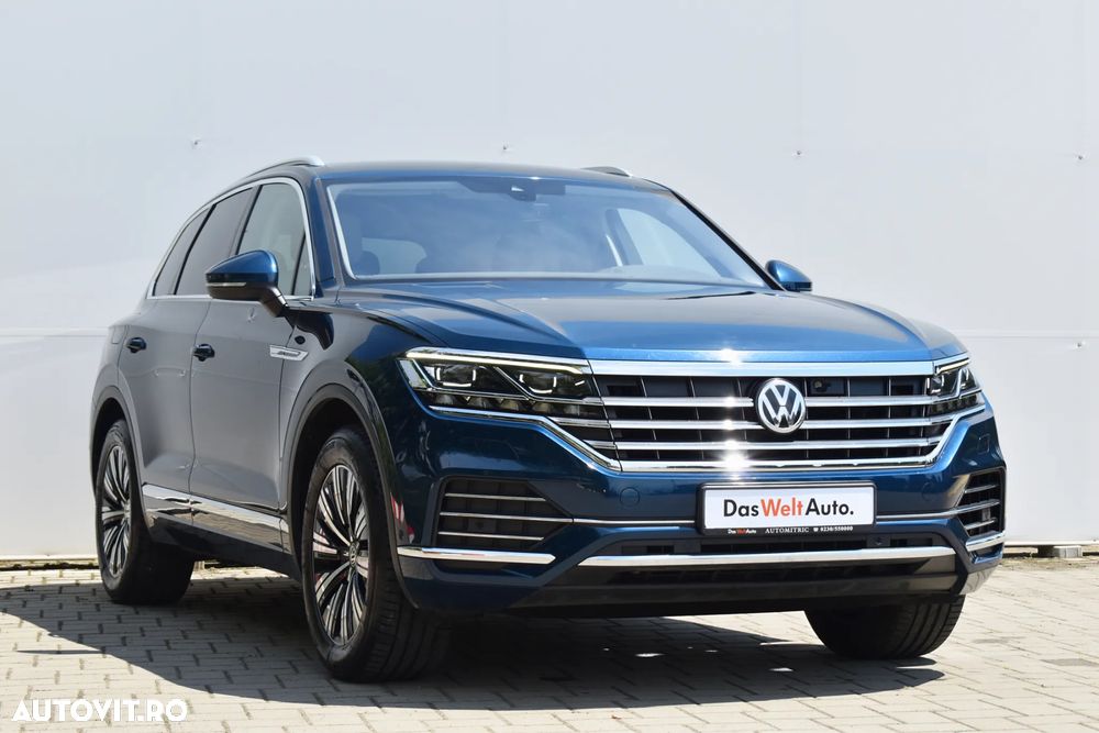 Volkswagen Touareg 3.0 V6 TDI 4Motion DPF Automatik Elegance - 3