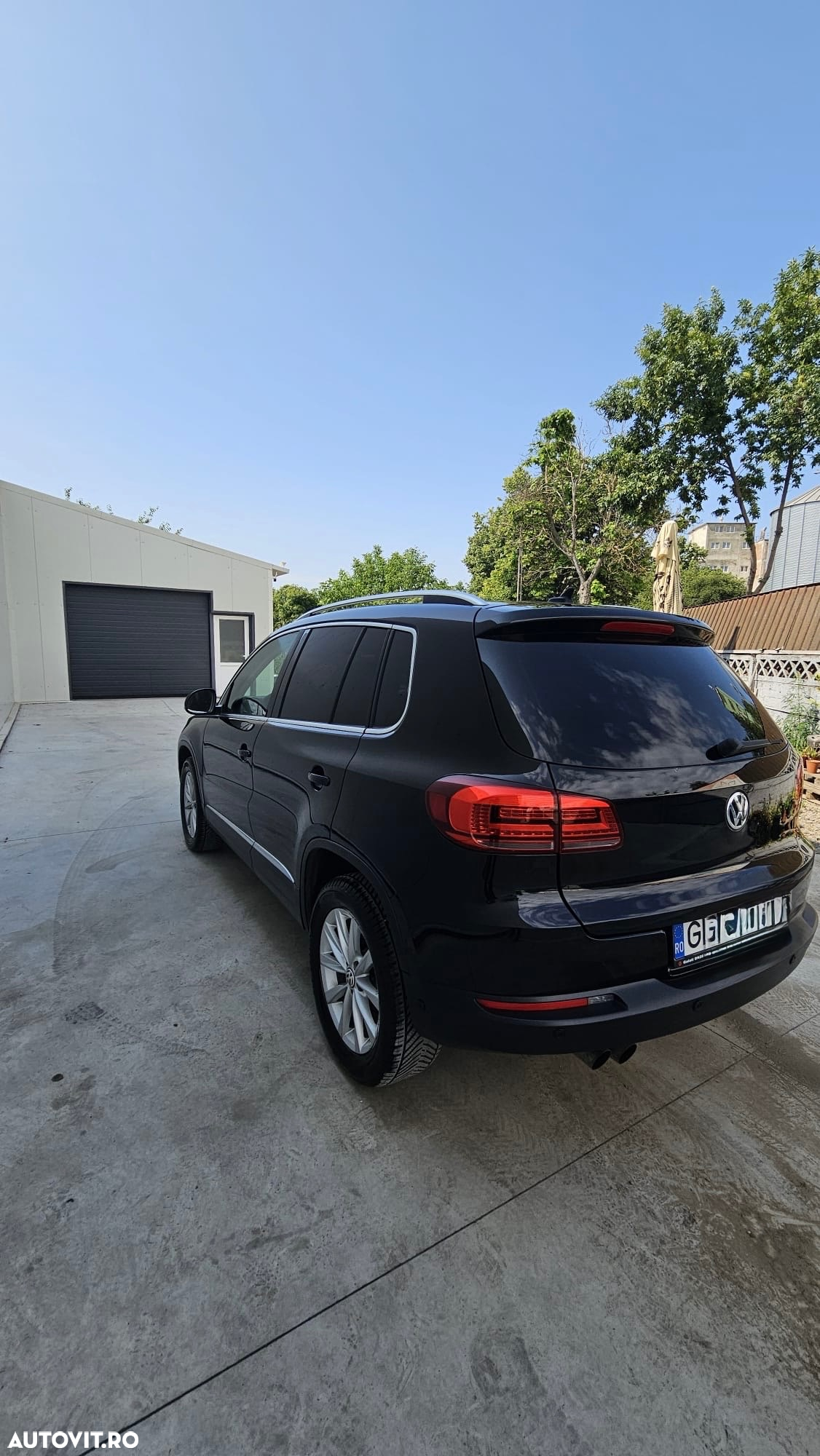 Volkswagen Tiguan 2.0 TDI 4Motion DSG Track & Style - 3