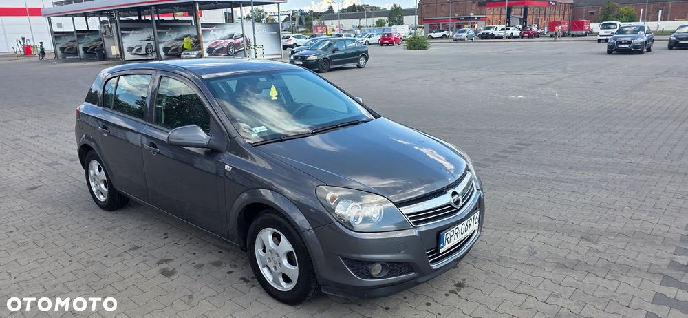 Opel Astra - 2