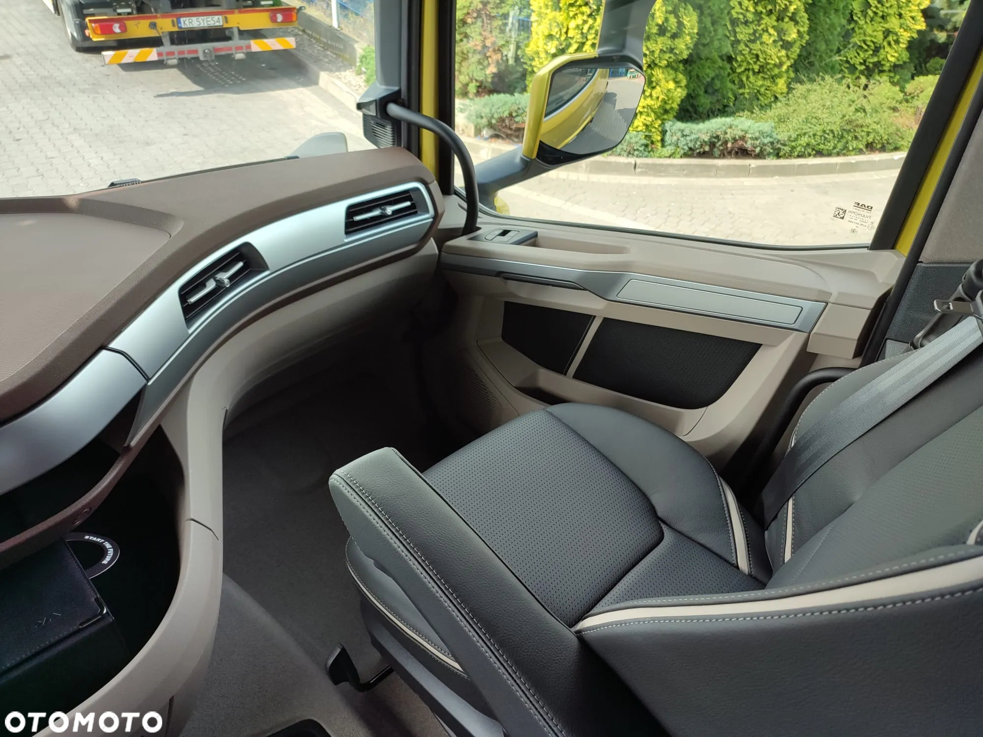 DAF XG+ 530 / STANDARD / FULL OPCJA / GWARANCJA / - 16