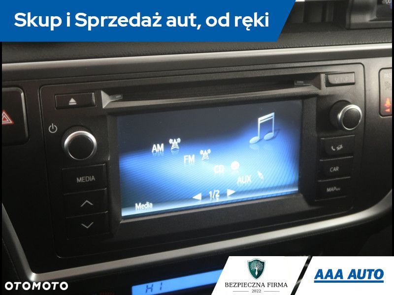 Toyota Auris - 14