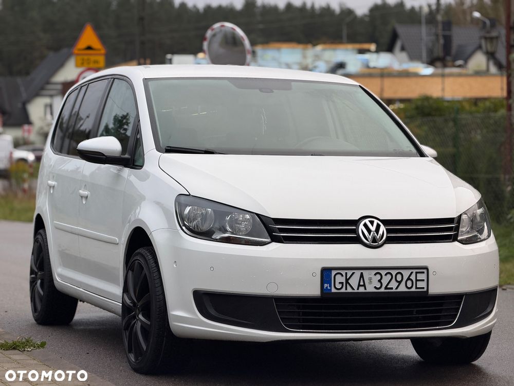Volkswagen Touran 2.0 TDI DPF BlueMotion Technology DSG Comfortline - 9