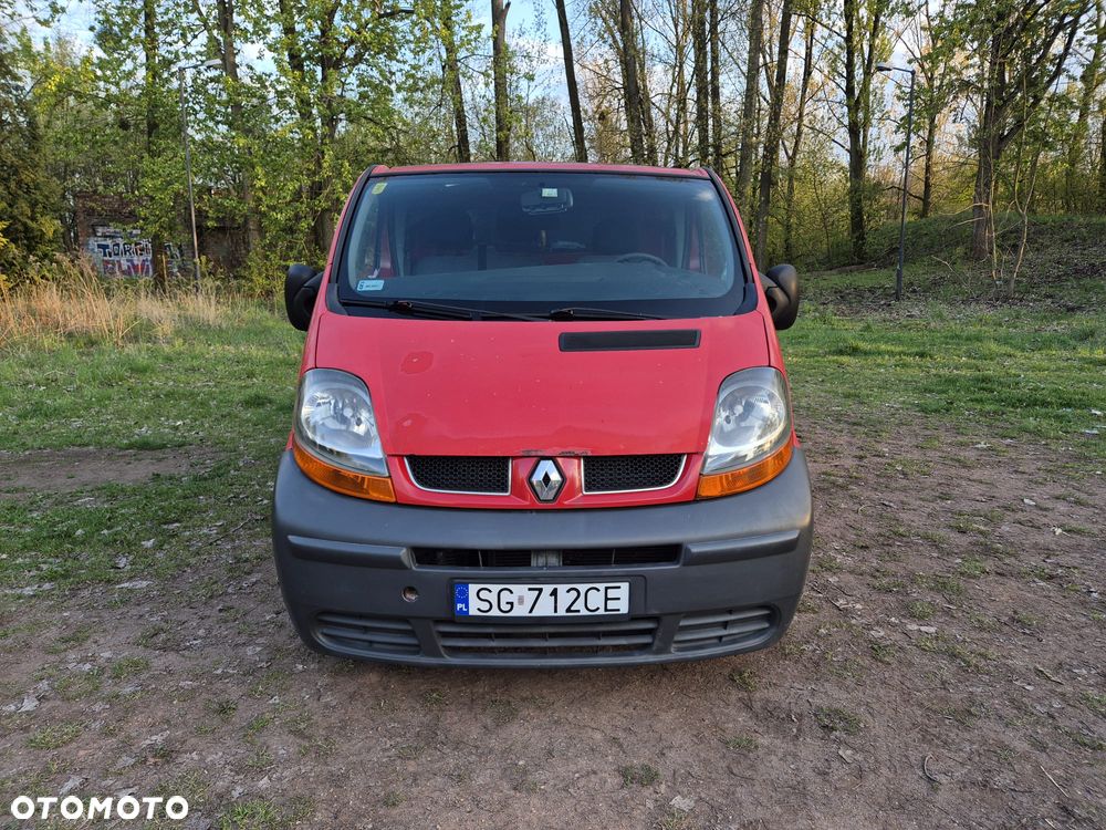 Renault Trafic - 16