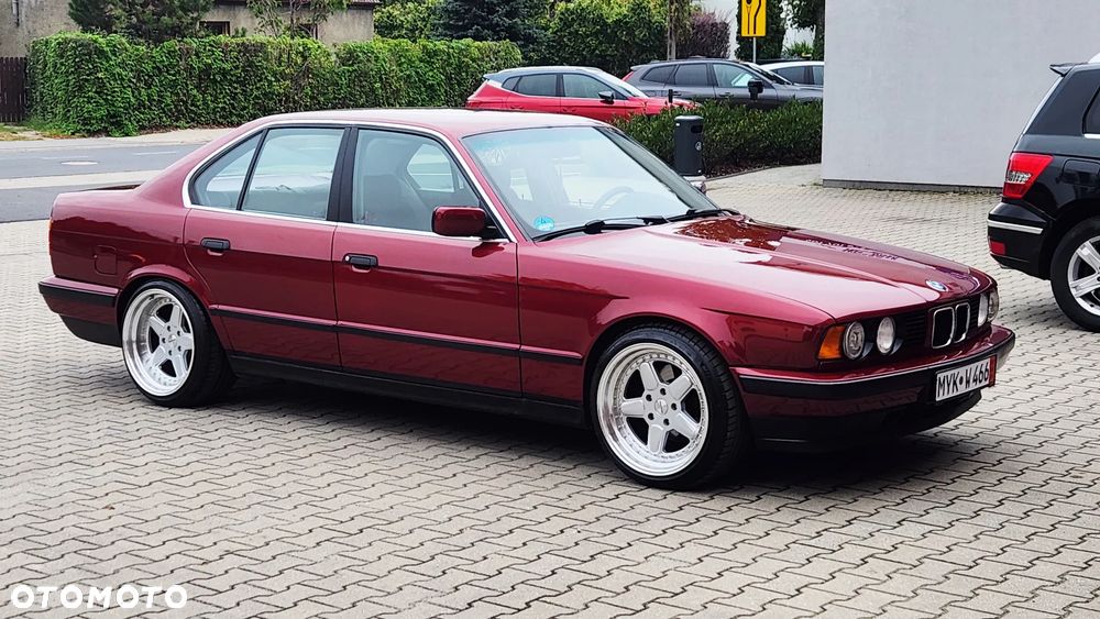 BMW Seria 5 525i - 1