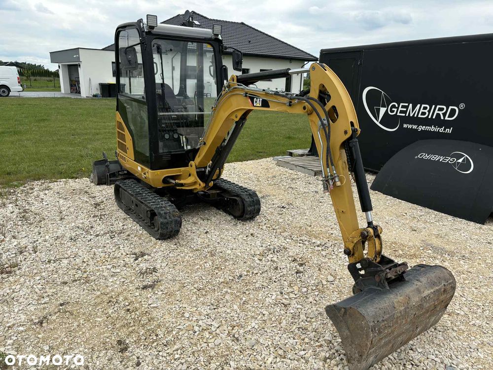 Caterpillar 301.7d - 4