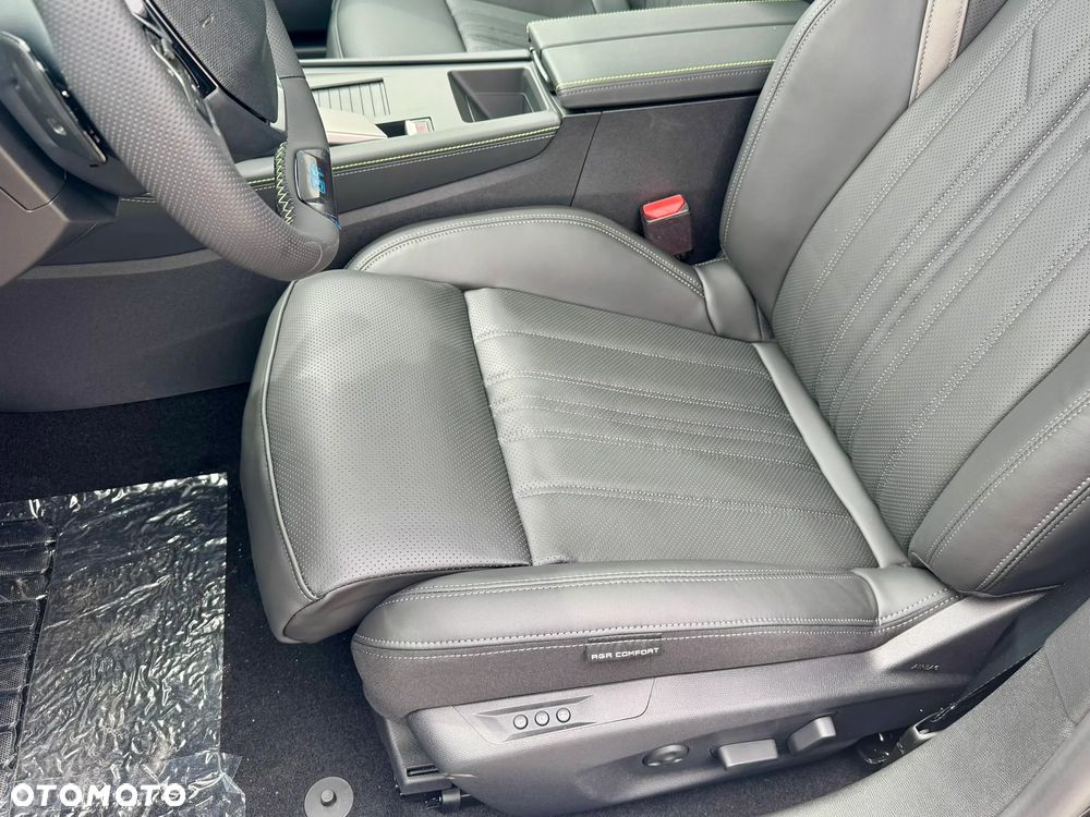 Peugeot 408 1.6 Plug-in Hybrid 240 GT Exclusive e-DCS7 - 15