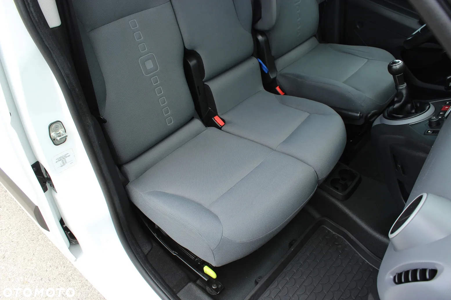 Citroën BERLINGO - 28