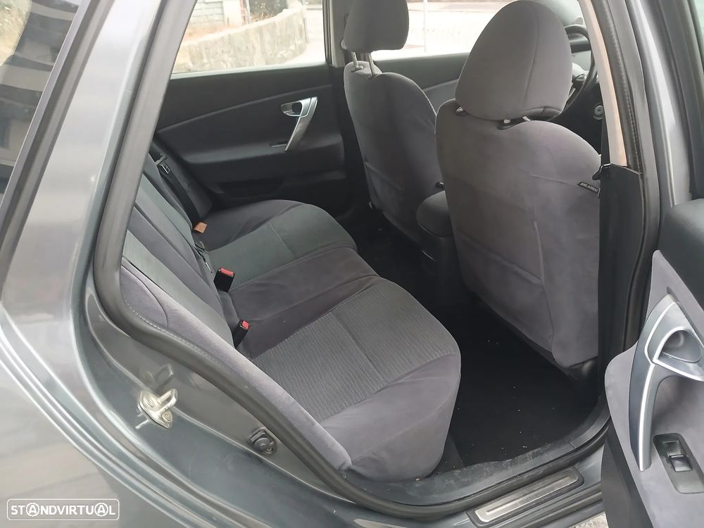 Nissan Primera 1.9 dCi Acenta EP - 12