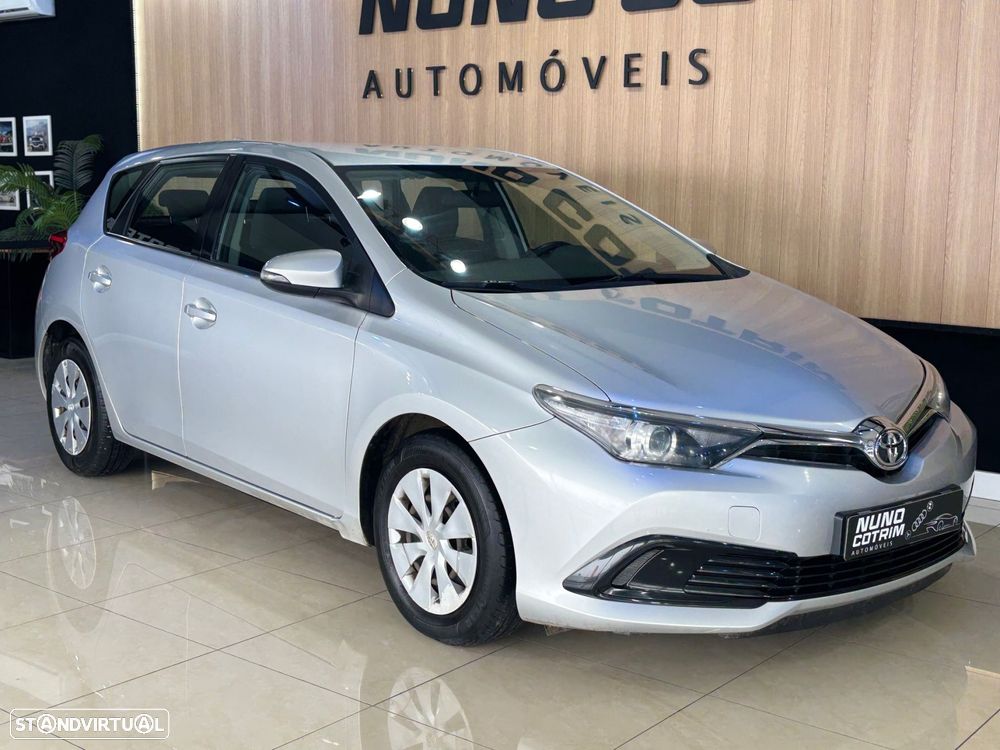 Toyota Auris 1.4 D-4D ACtive - 3