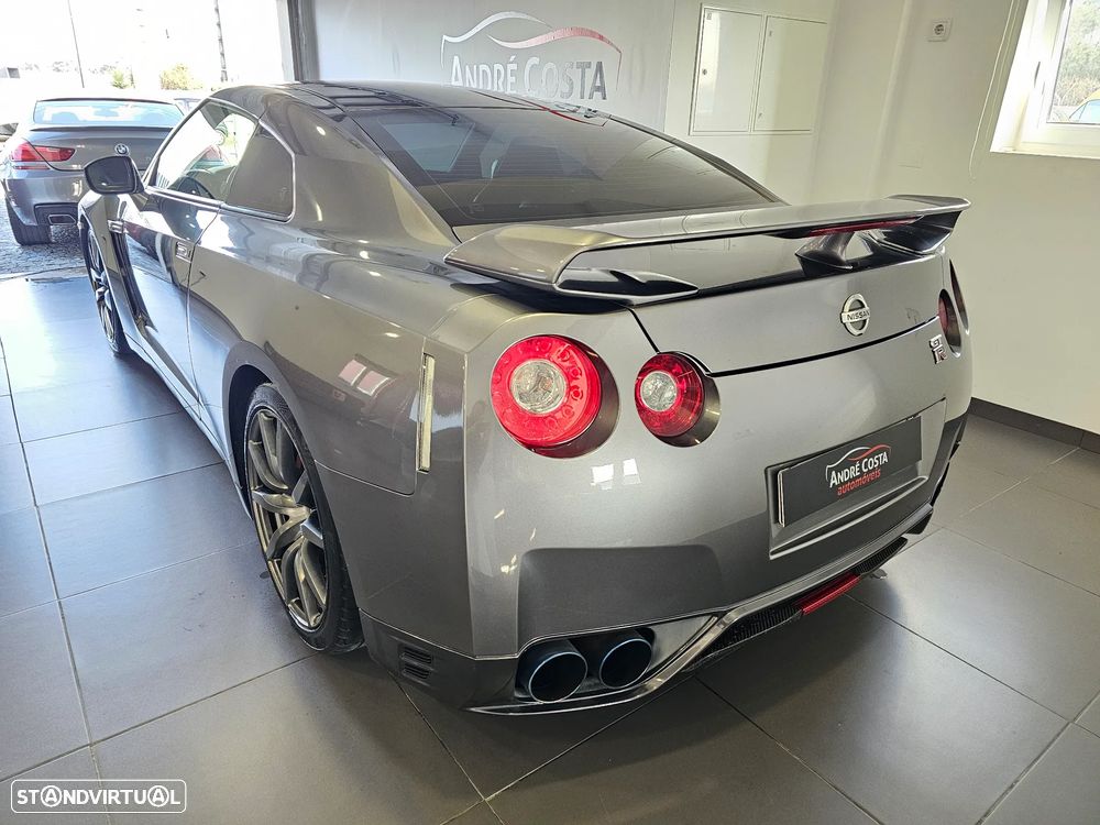Nissan GT-R 3.8 V6 Black Edition - 7