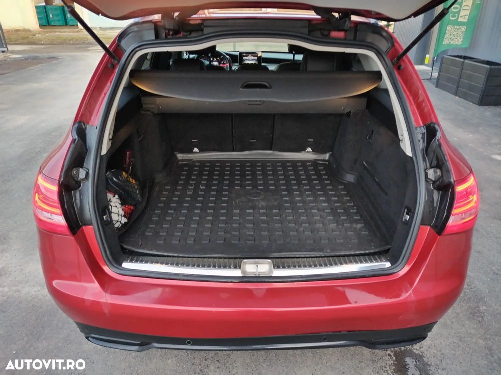 Mercedes-Benz C - 11