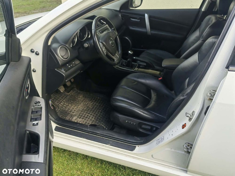 Mazda 6 - 8