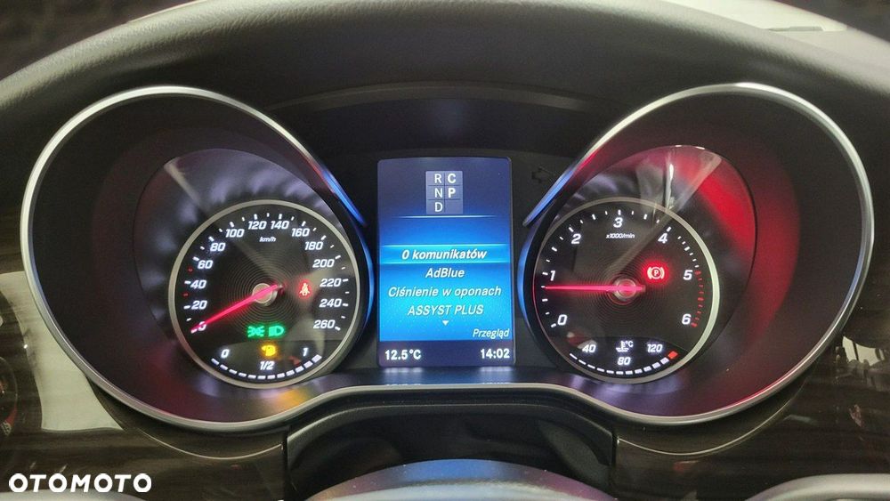 Mercedes-Benz Klasa V - 13