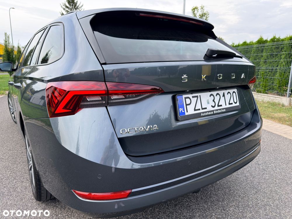 Skoda Octavia 2.0 TDI DSG Exclusive Plus - 10