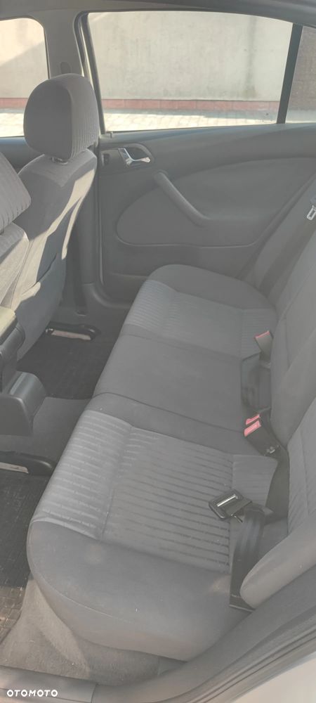 Skoda Octavia 1.8T Elegance - 9