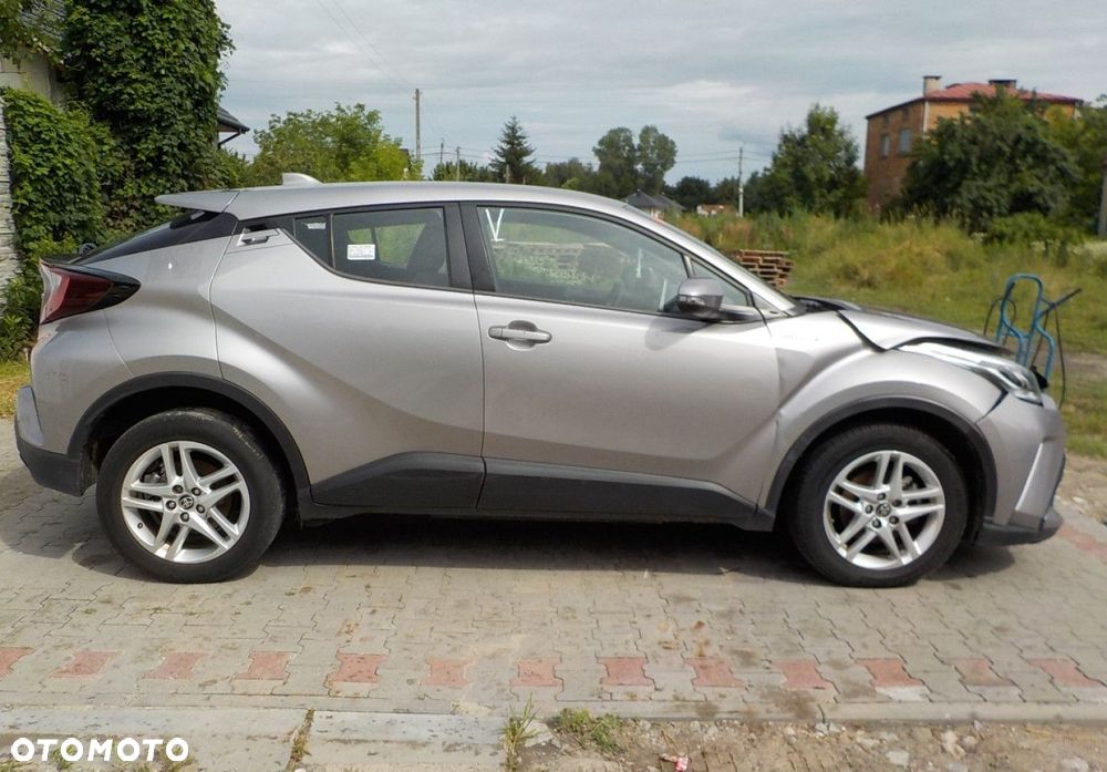 Toyota C-HR - 13