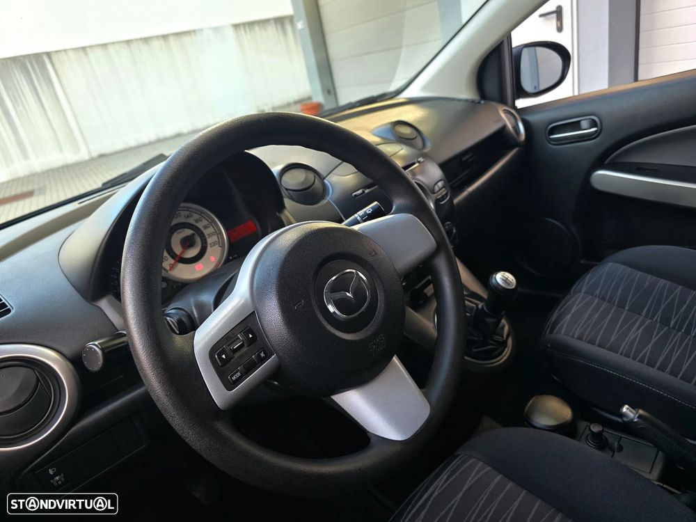 Mazda 2 1.3 MZR Exclusive - 39