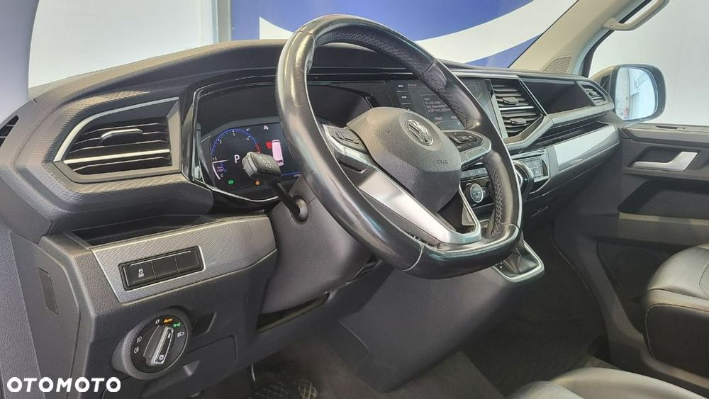 Volkswagen Multivan - 12