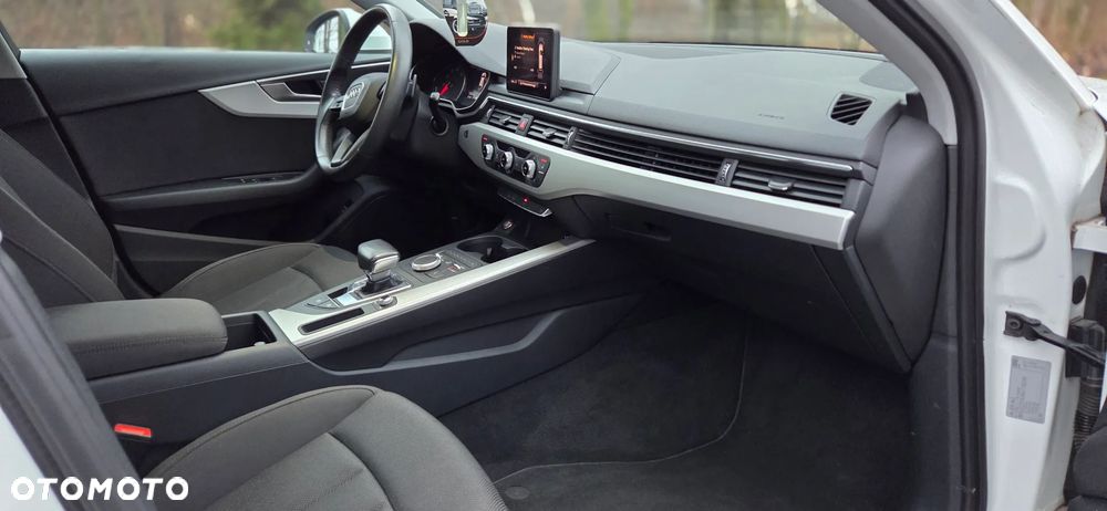 Audi A4 Avant 35 TFSI S tronic - 7