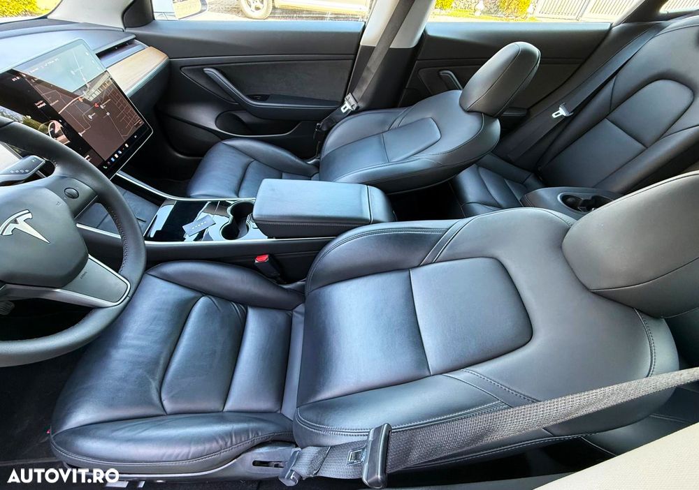 Tesla Model 3 Standard Reichweite Plus Hinterradantrieb - 17