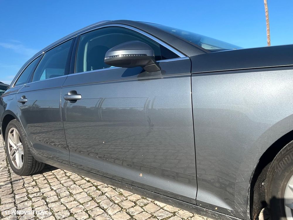 Audi A4 Avant 2.0 TDI S tronic - 4